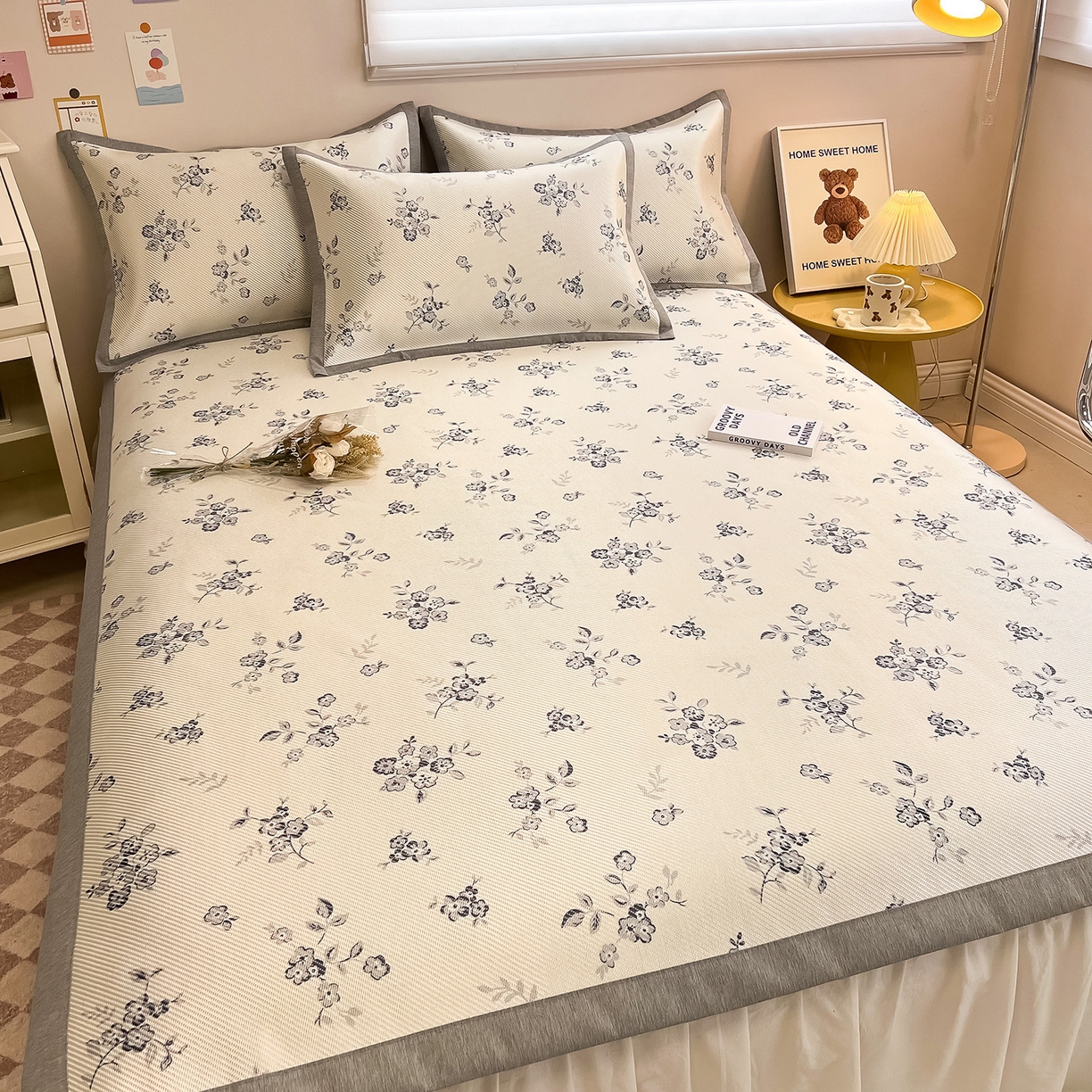 91家纺网 家纺一手货源 找家纺 懒猫家纺 2026春夏新款600D数码印花冰藤凉席席子-床席款 时光清浅