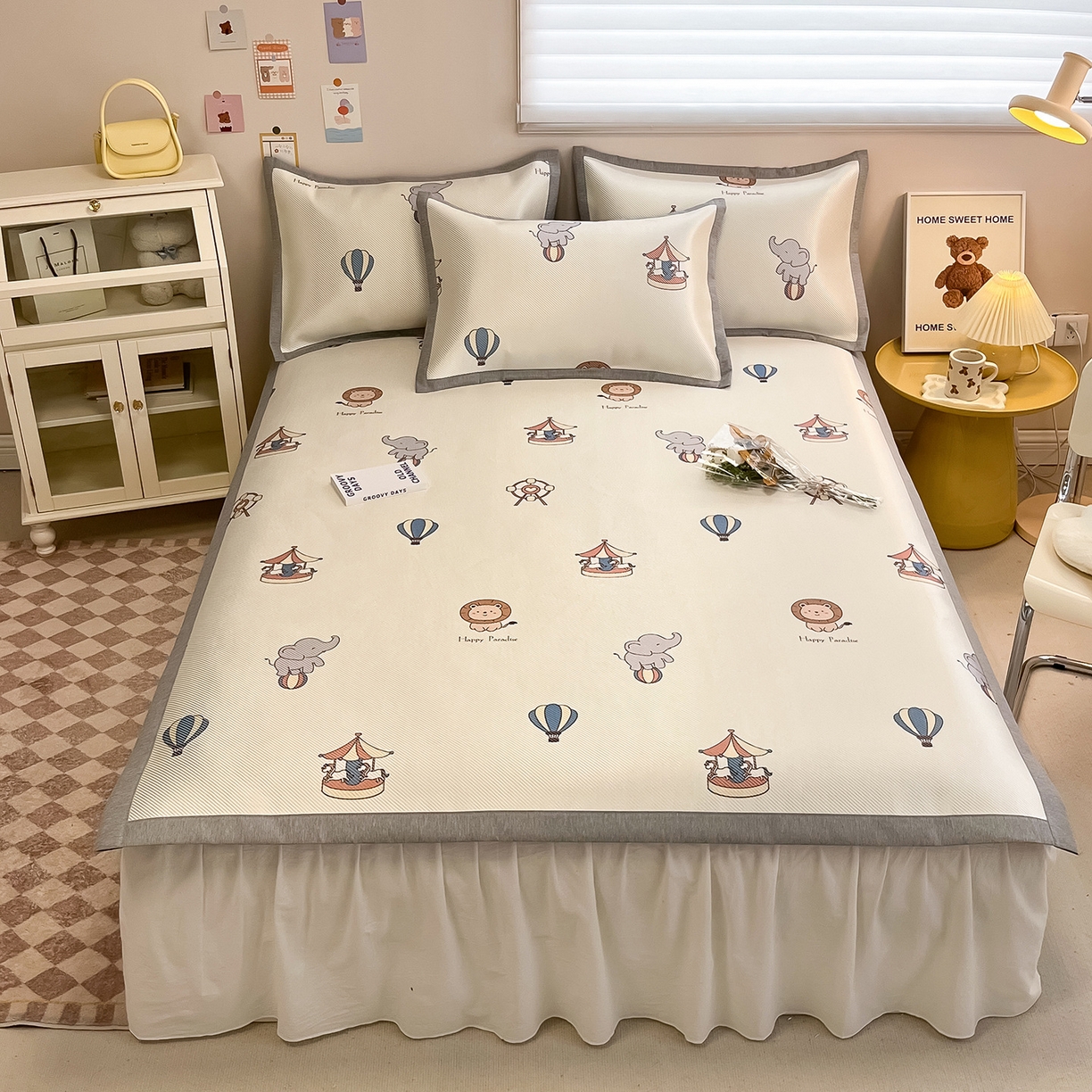 91家纺网 家纺一手货源 找家纺 懒猫家纺 2026春夏新款600D数码印花冰藤凉席席子-床席款 游乐园