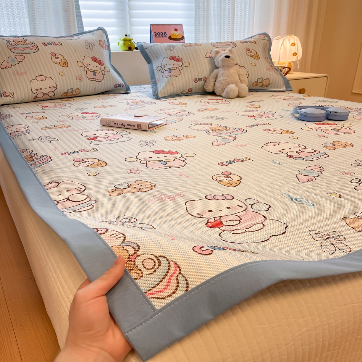 91家纺网 家纺一手货源 找家纺 懒猫家纺 2026春夏新款600D数码印花冰藤凉席席子-床席款 甜心天使