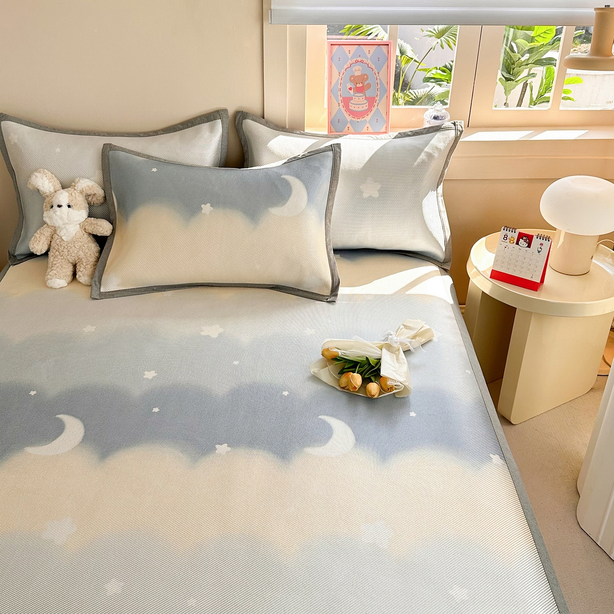 91家纺网 家纺一手货源 找家纺 懒猫家纺 2026春夏新款600D数码印花冰藤凉席席子-床席款 星月