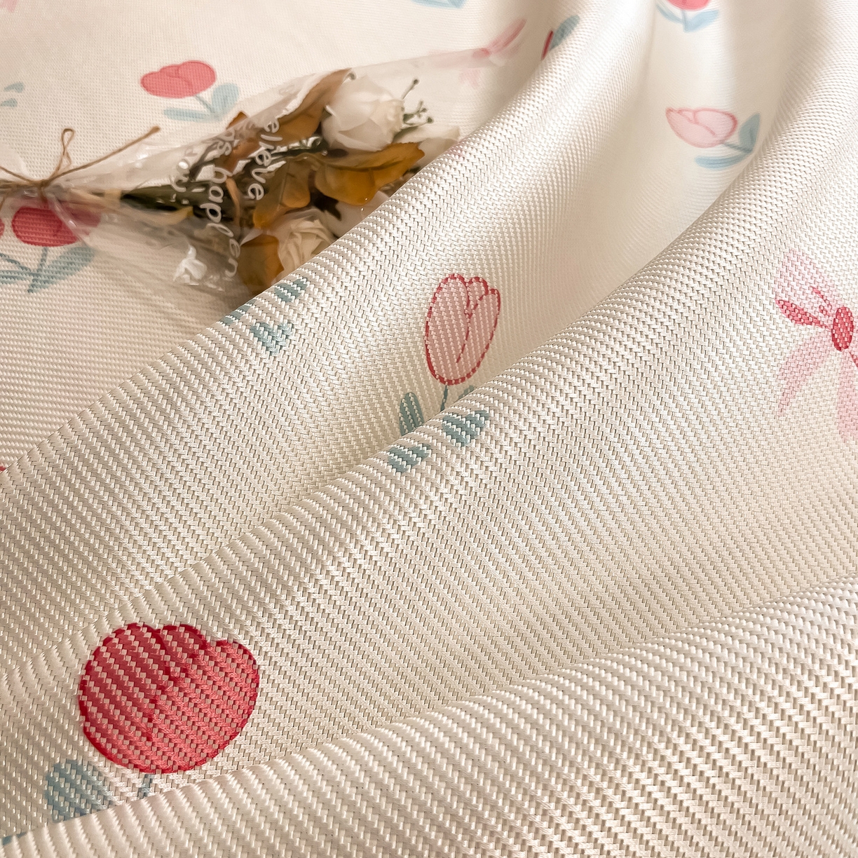 91家纺网 家纺一手货源 找家纺 懒猫家纺 2026春夏新款600D数码印花冰藤凉席席子-床席款 郁金香