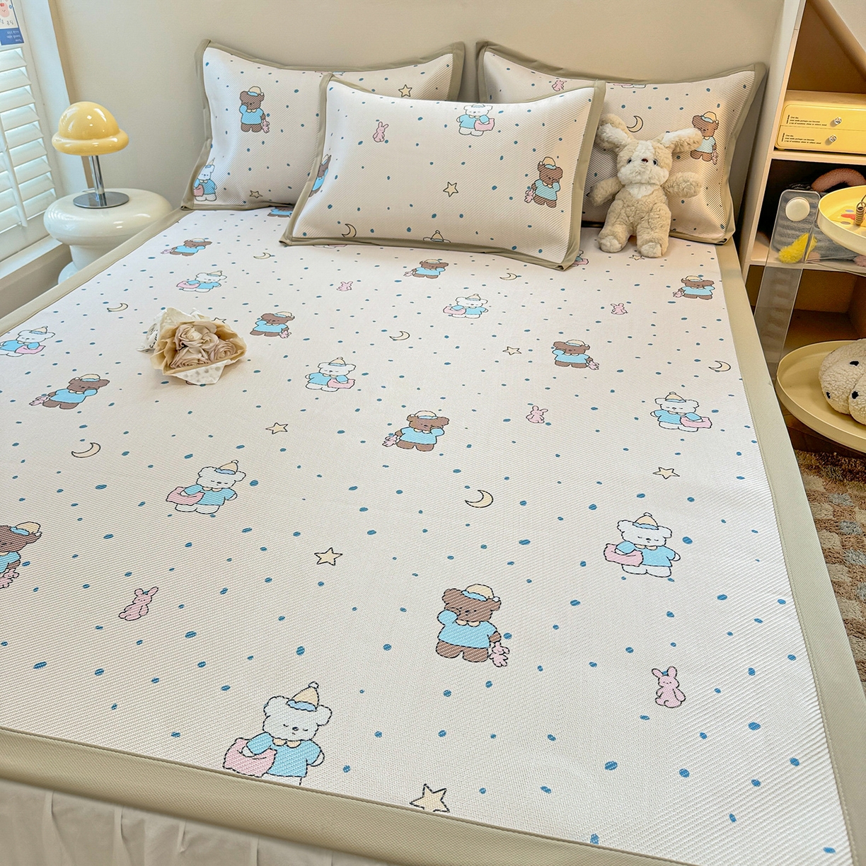 91家纺网 家纺一手货源 找家纺 懒猫家纺 2026春夏新款600D数码印花冰藤凉席席子-床席款 睡意朦胧