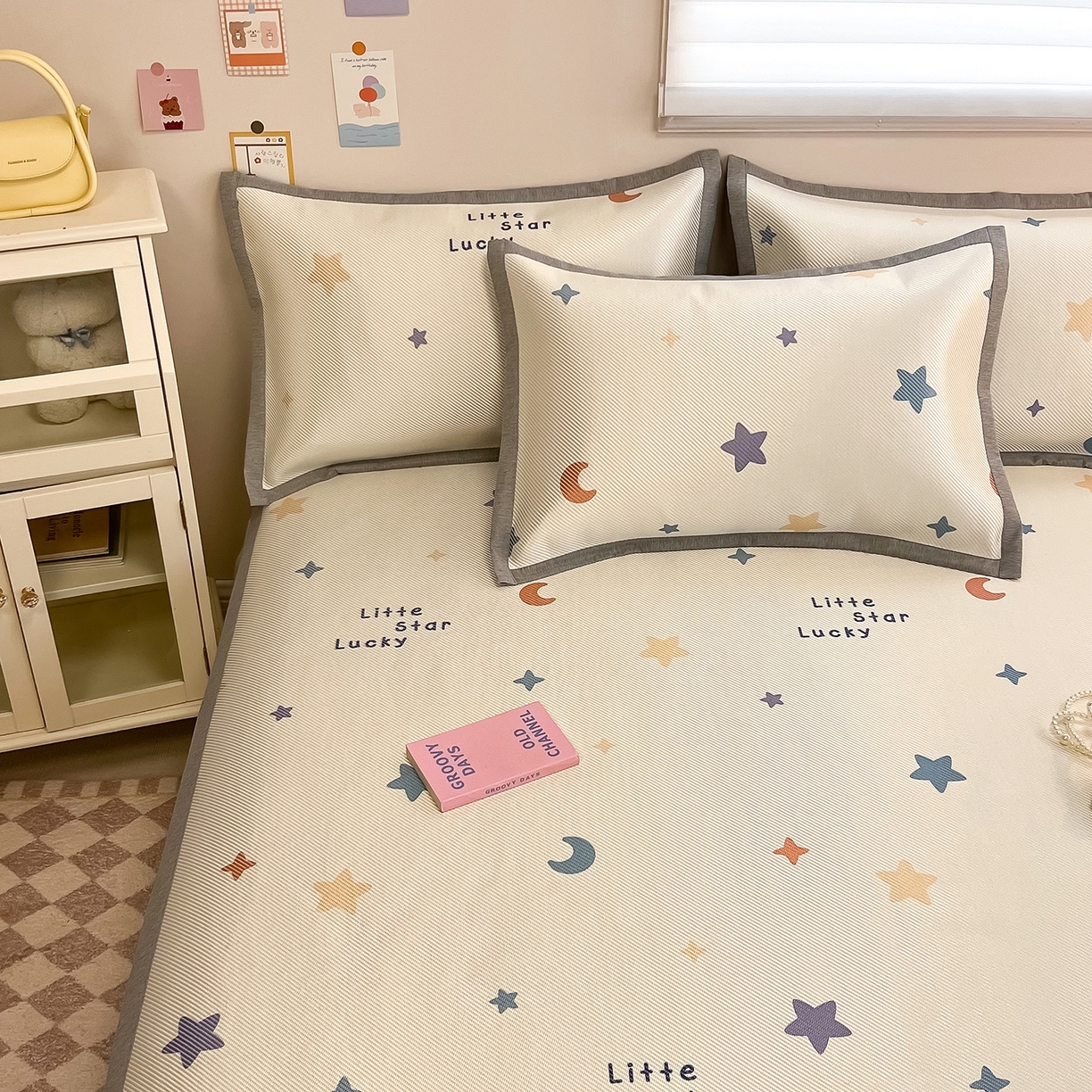 91家纺网 家纺一手货源 找家纺 懒猫家纺 2026春夏新款600D数码印花冰藤凉席席子-床席款 小星愿