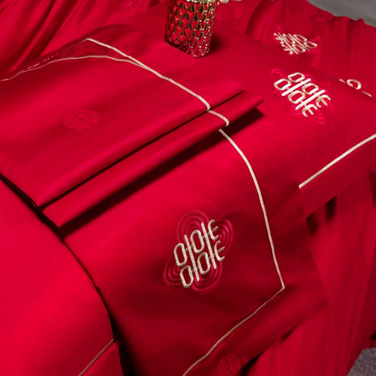 91家纺网 家纺一手货源 找家纺 蒂爵 2026年100支婚庆长绒棉纯棉时尚小红书爆款刺绣婚庆四件套多件套280系列 喜韵佳缘