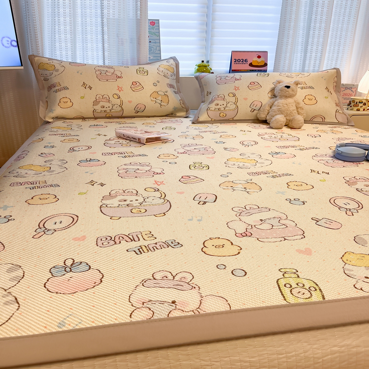 91家纺网 家纺一手货源 找家纺 懒猫家纺 2026春夏新款600D数码印花冰藤凉席席子-床席款 小猫泡泡浴