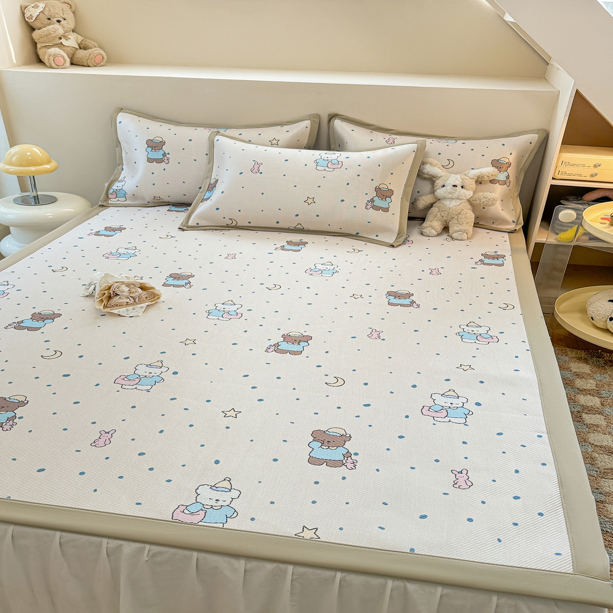 91家纺网 家纺一手货源 找家纺 懒猫家纺 2026春夏新款600D数码印花冰藤凉席席子-床席款 睡意朦胧