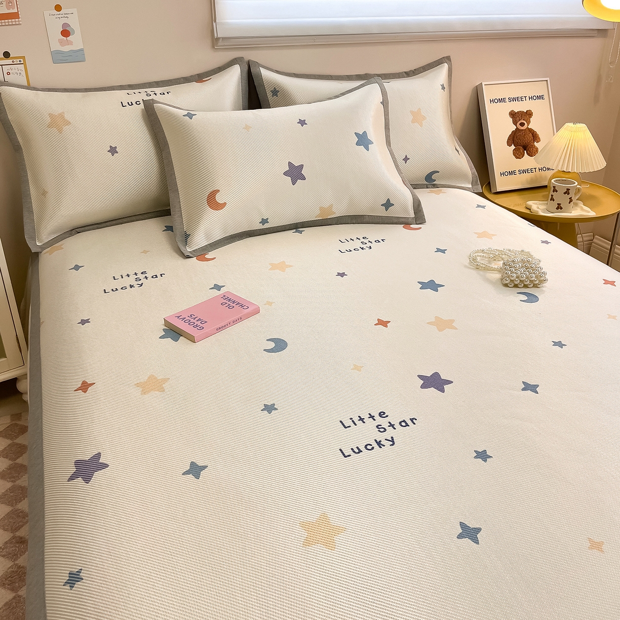 91家纺网 家纺一手货源 找家纺 懒猫家纺 2026春夏新款600D数码印花冰藤凉席席子-床席款 小星愿