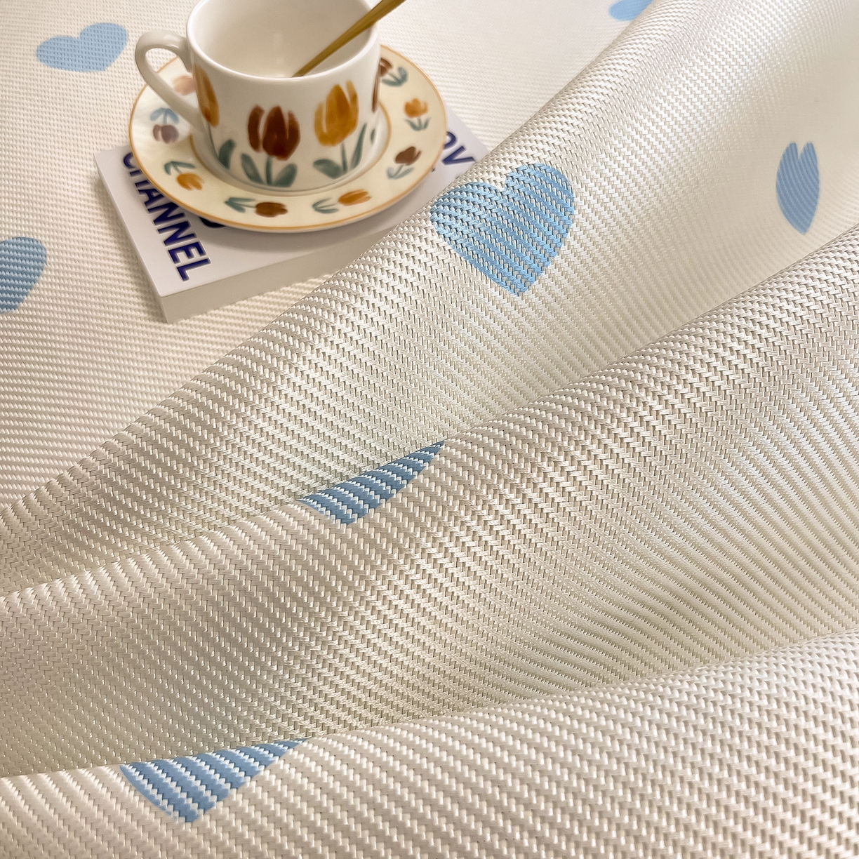 91家纺网 家纺一手货源 找家纺 懒猫家纺 2026春夏新款600D数码印花冰藤凉席席子-床席款 小爱心