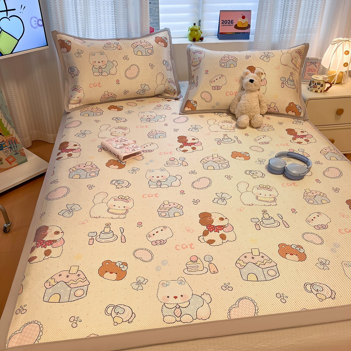 91家纺网 家纺一手货源 找家纺 懒猫家纺 2026春夏新款600D数码印花冰藤凉席席子-床席款 甜品小屋