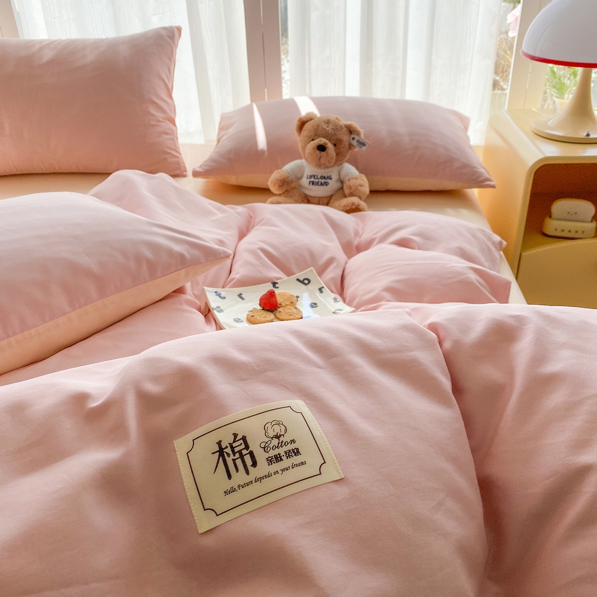 91家纺网 家纺一手货源 找家纺 女子家纺 2026新款全棉纯棉水洗棉布标四件套 公主粉+杏色