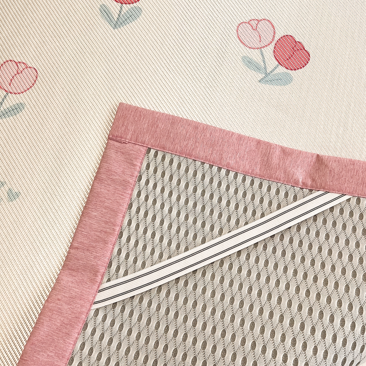 91家纺网 家纺一手货源 找家纺 懒猫家纺 2026春夏新款600D数码印花冰藤凉席席子-床席款 郁金香