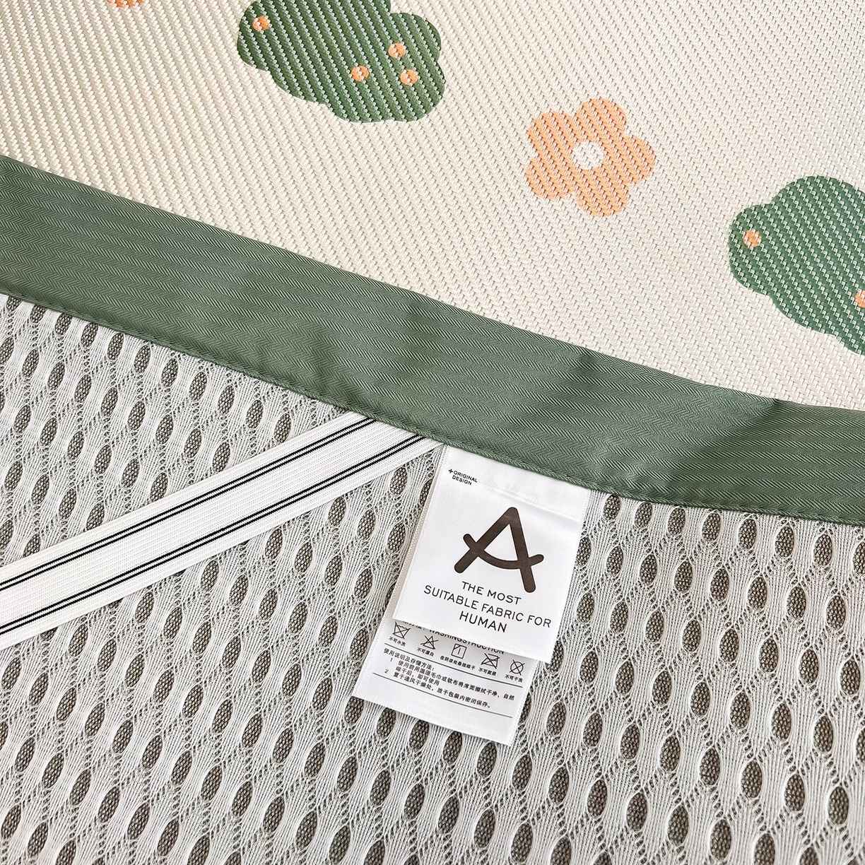 91家纺网 家纺一手货源 找家纺 懒猫家纺 2026春夏新款600D数码印花冰藤凉席席子-床席款 狮子王