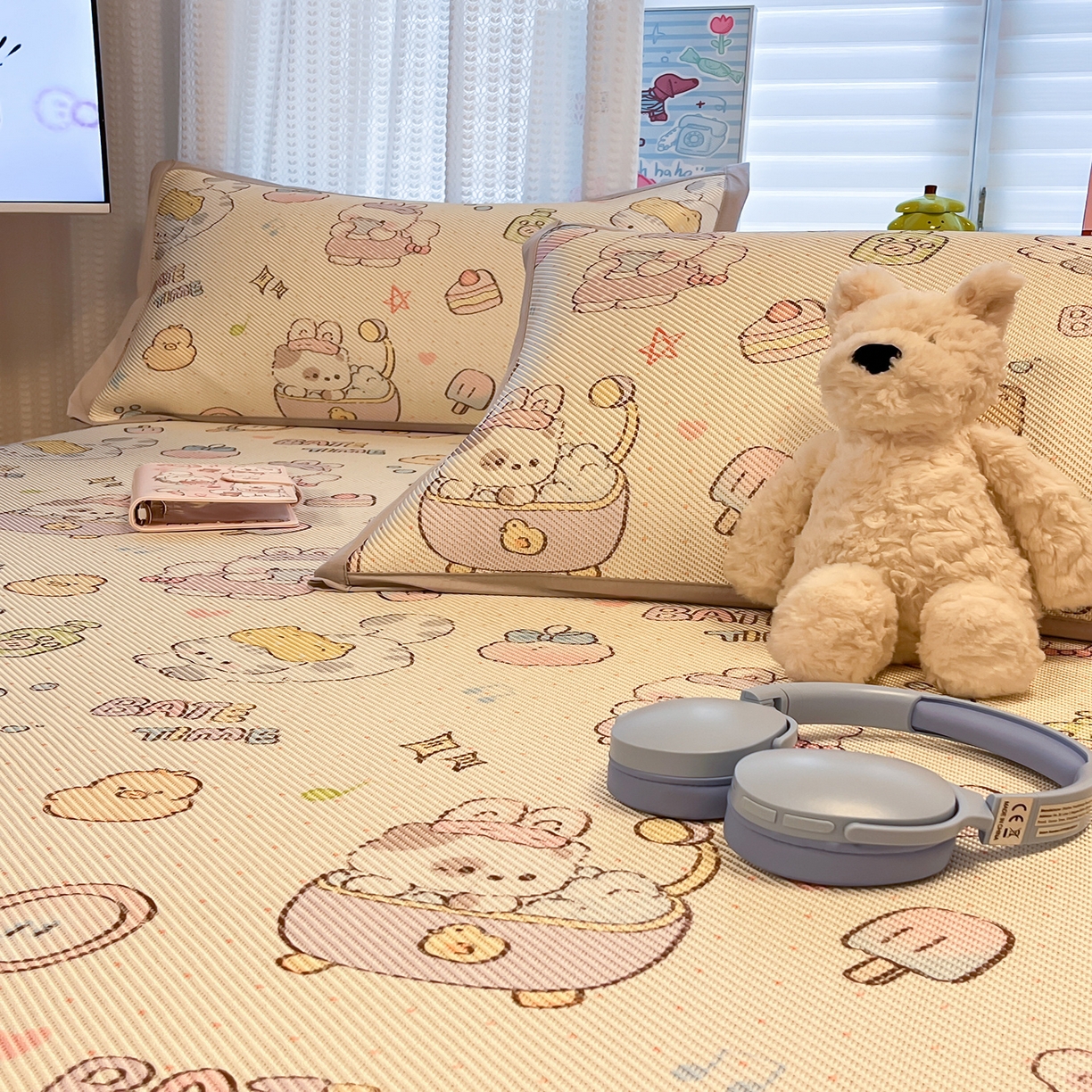 91家纺网 家纺一手货源 找家纺 懒猫家纺 2026春夏新款600D数码印花冰藤凉席席子-床席款 小猫泡泡浴