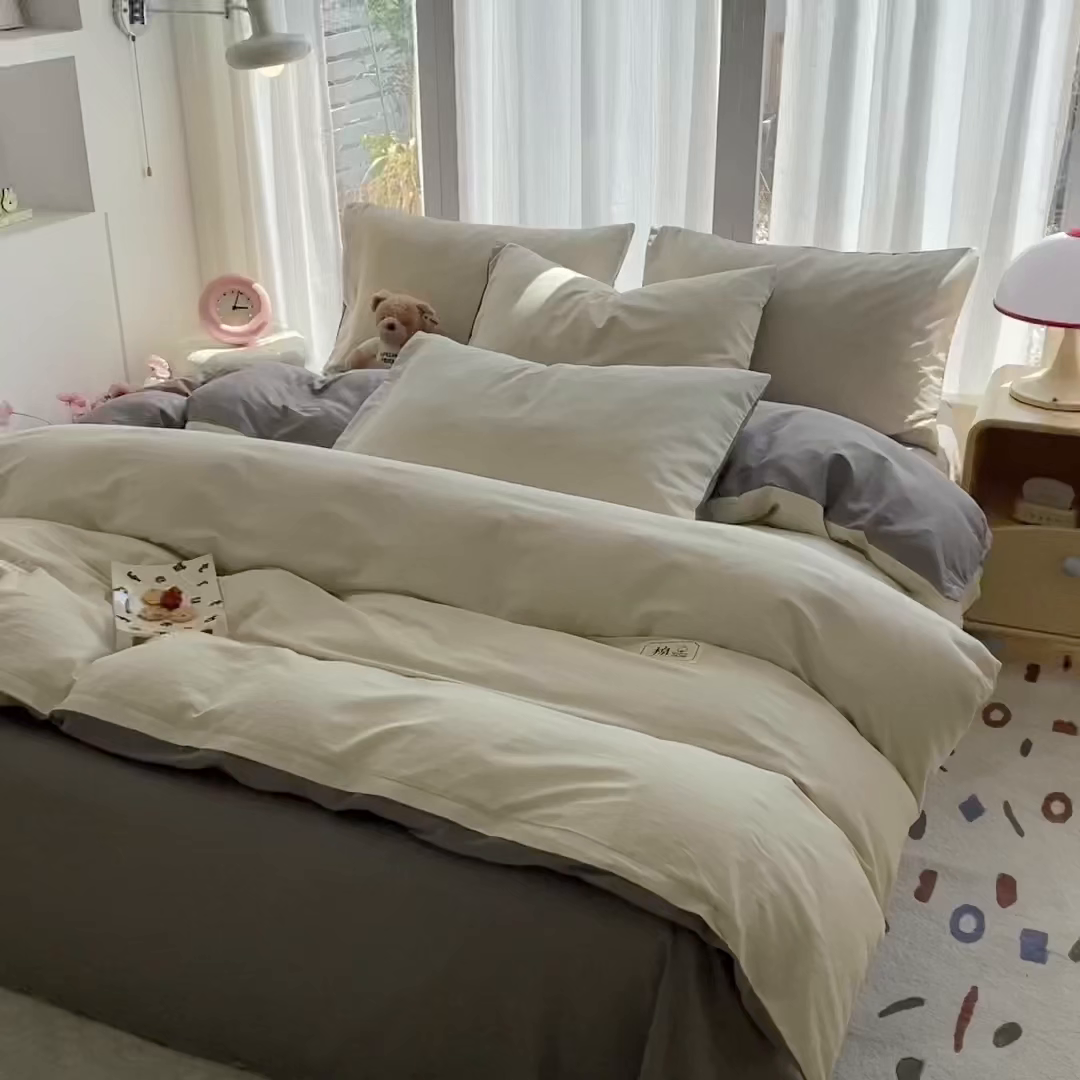 91家纺网 家纺一手货源 找家纺 女子家纺 2026新款全棉纯棉水洗棉布标四件套 奶白+时尚灰