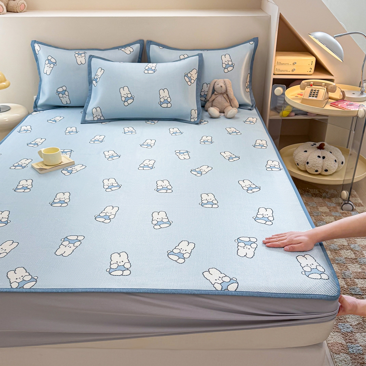 91家纺网 家纺一手货源 找家纺 （总）懒猫家纺 2026春夏新款600D数码印花冰藤凉席席子-床笠款