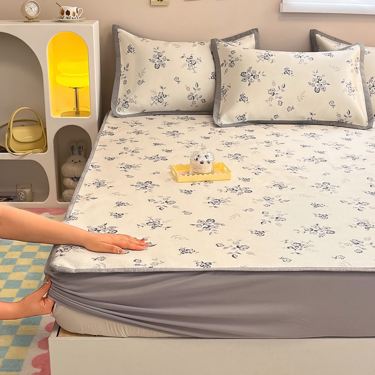 91家纺网 家纺一手货源 找家纺 （总）懒猫家纺 2026春夏新款600D数码印花冰藤凉席席子-床笠款