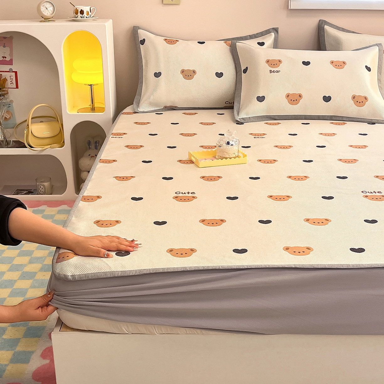 91家纺网 家纺一手货源 找家纺 （总）懒猫家纺 2026春夏新款600D数码印花冰藤凉席席子-床笠款