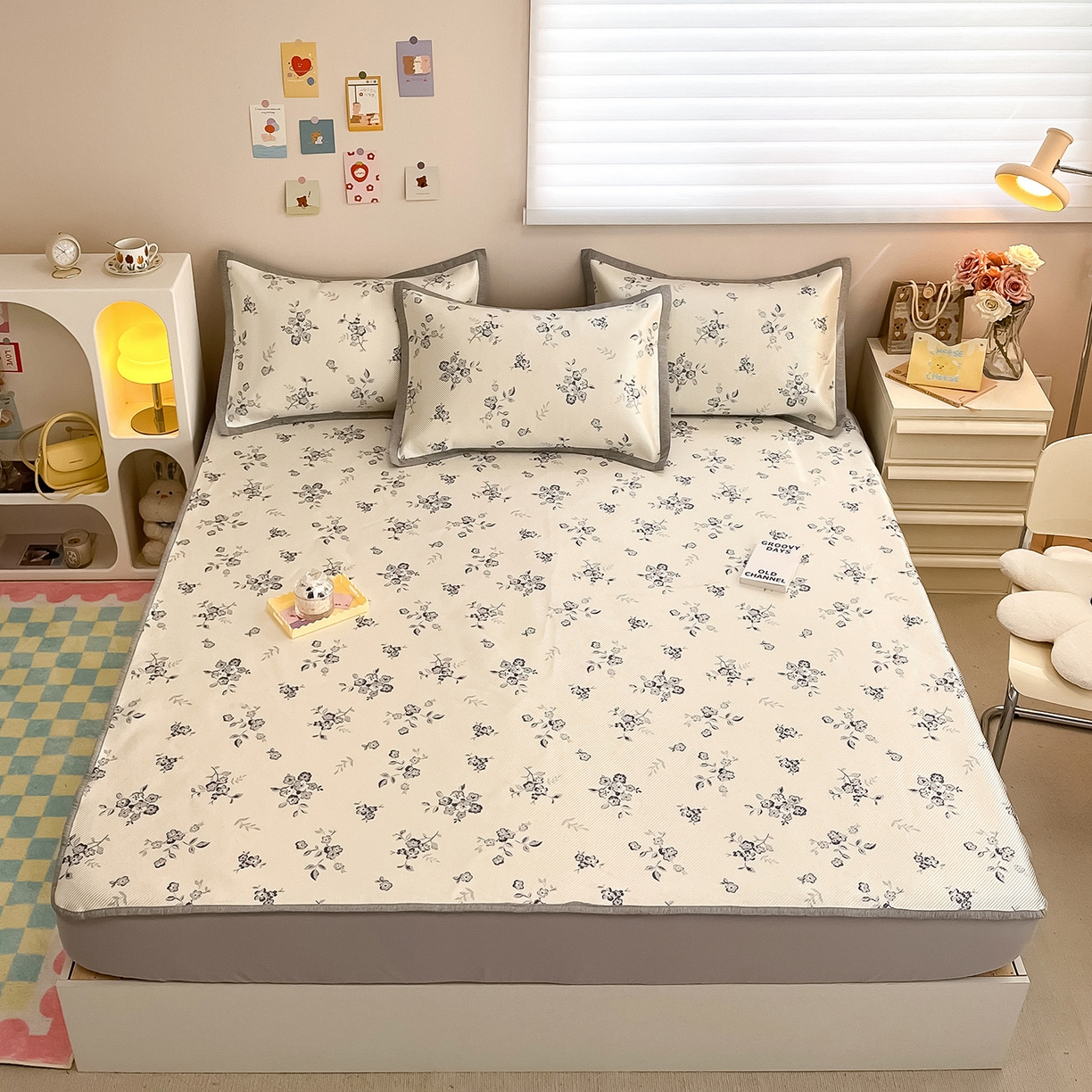 91家纺网 家纺一手货源 找家纺 懒猫家纺 2026春夏新款600D数码印花冰藤凉席席子-床笠款 时光清浅