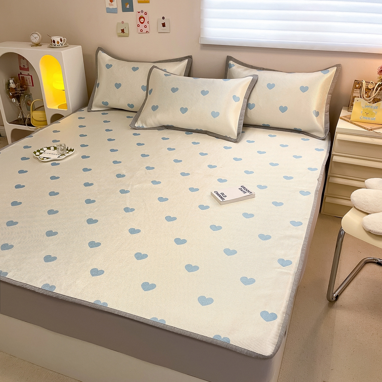 91家纺网 家纺一手货源 找家纺 懒猫家纺 2026春夏新款600D数码印花冰藤凉席席子-床笠款 小爱心