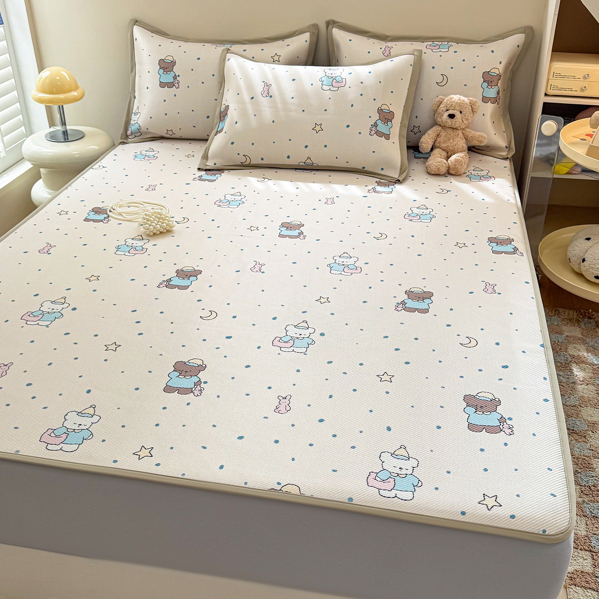 91家纺网 家纺一手货源 找家纺 懒猫家纺 2026春夏新款600D数码印花冰藤凉席席子-床笠款 睡意朦胧