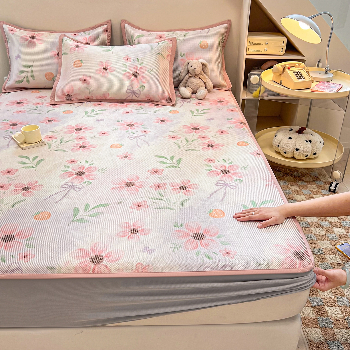 91家纺网 家纺一手货源 找家纺 （总）懒猫家纺 2026春夏新款600D数码印花冰藤凉席席子-床笠款