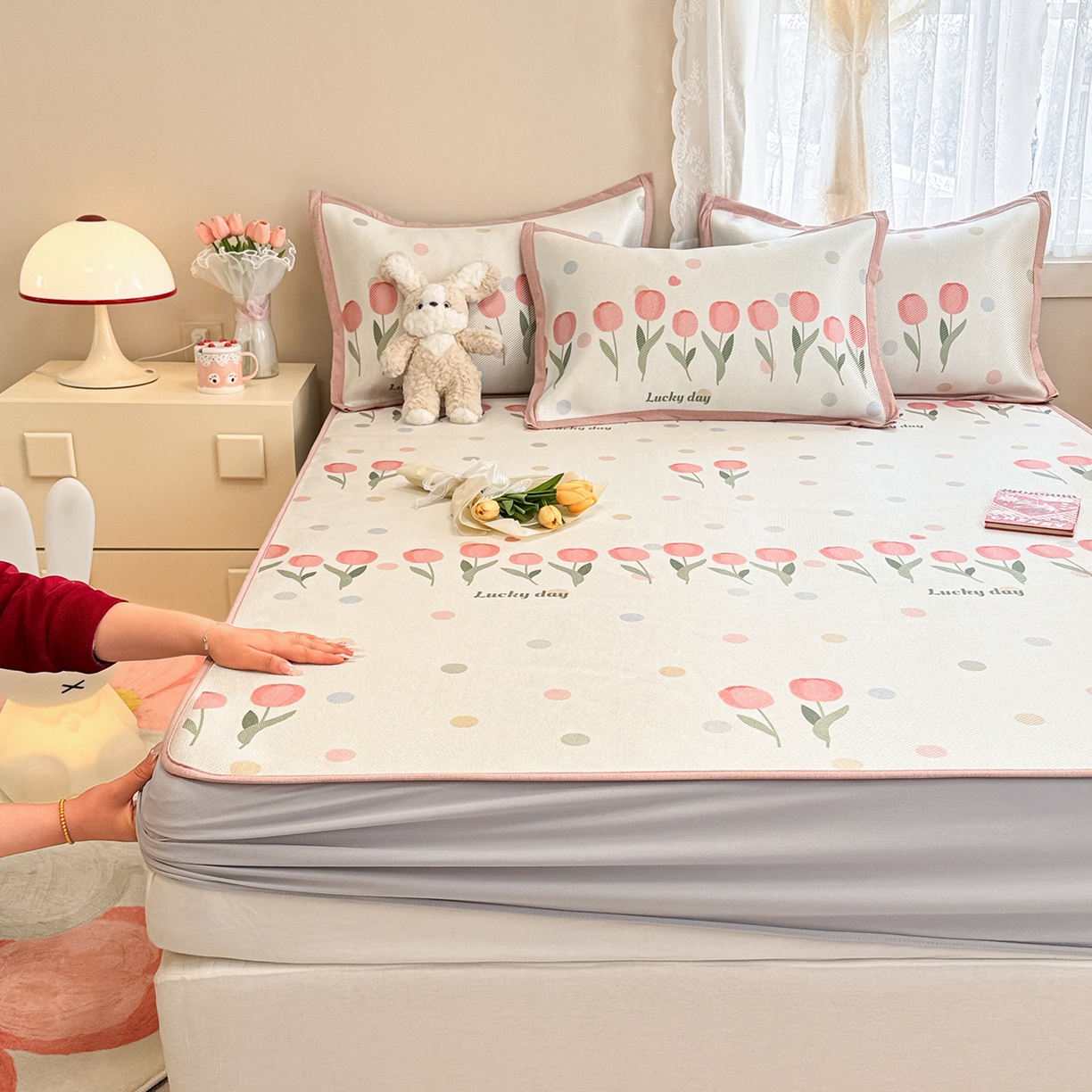 懒猫家纺 2026春夏新款600D数码印花冰藤凉席席子-床笠款 浪漫郁金香