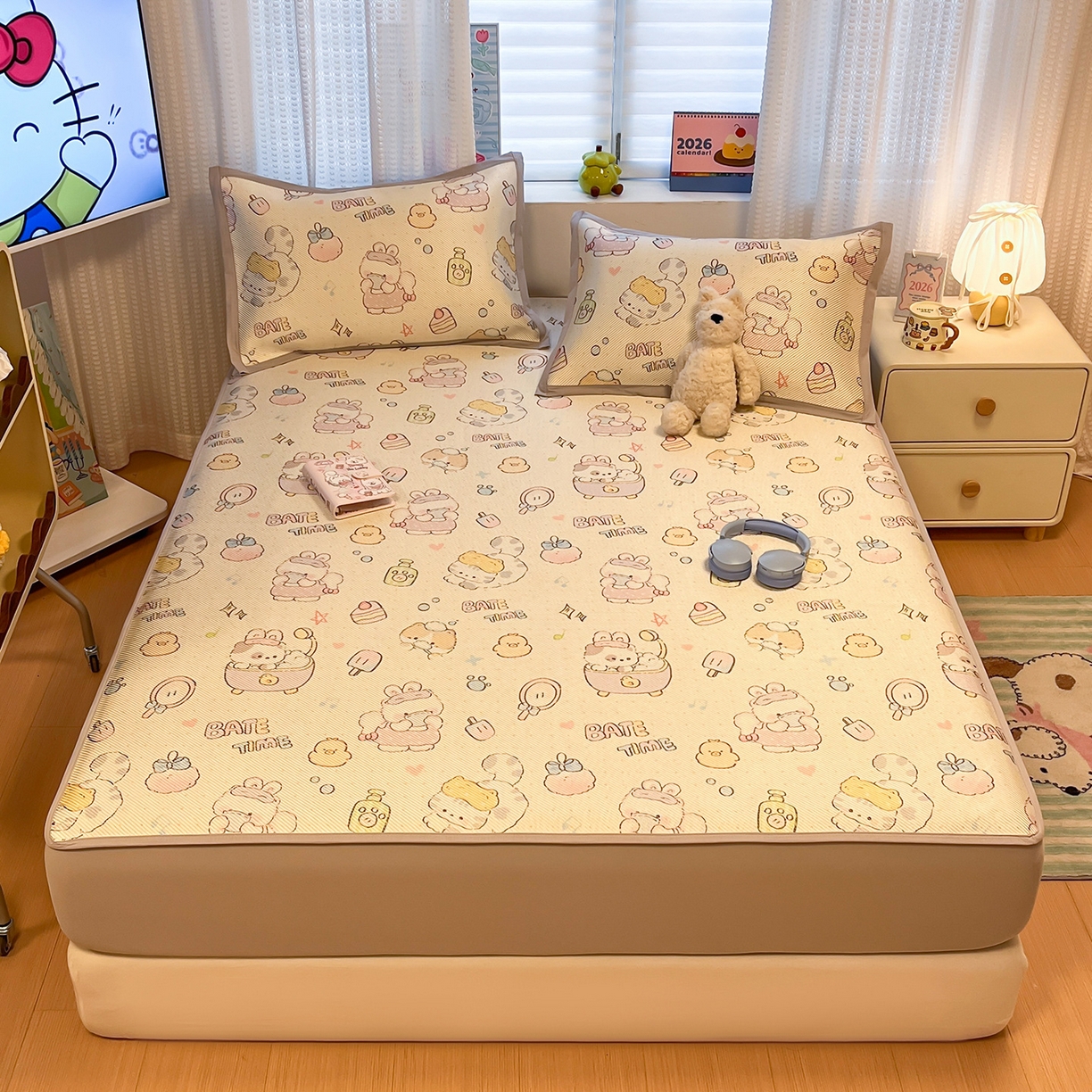 91家纺网 家纺一手货源 找家纺 懒猫家纺 2026春夏新款600D数码印花冰藤凉席席子-床笠款 小猫泡泡浴