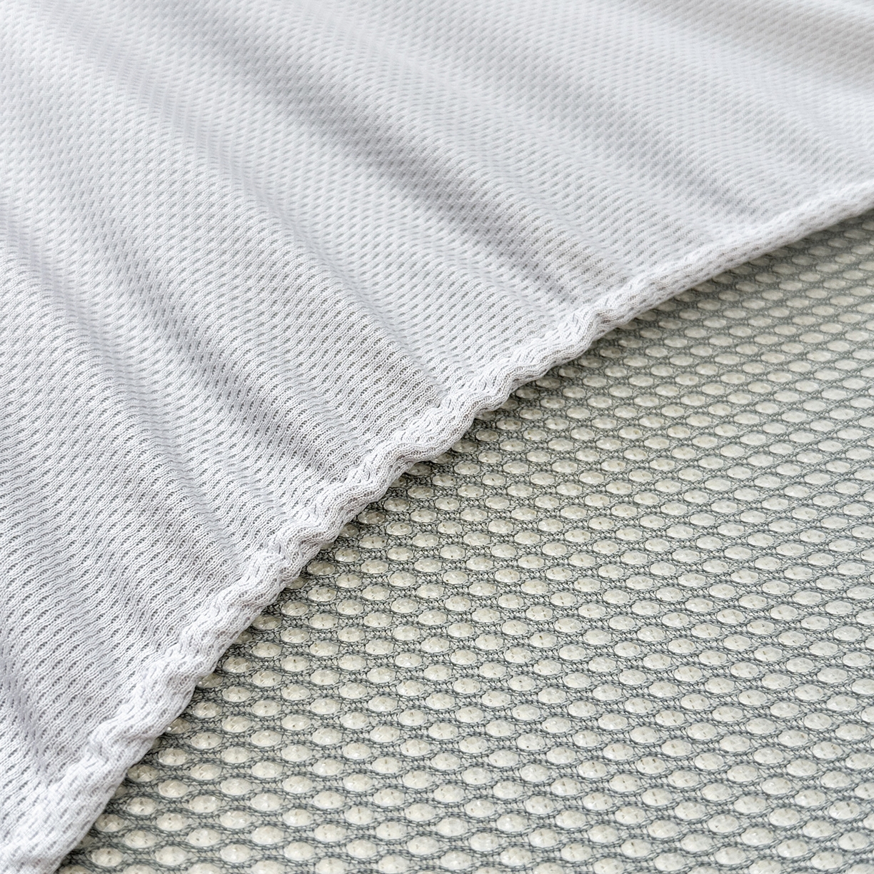 91家纺网 家纺一手货源 找家纺 懒猫家纺 2026春夏新款600D数码印花冰藤凉席席子-床笠款 浪漫郁金香