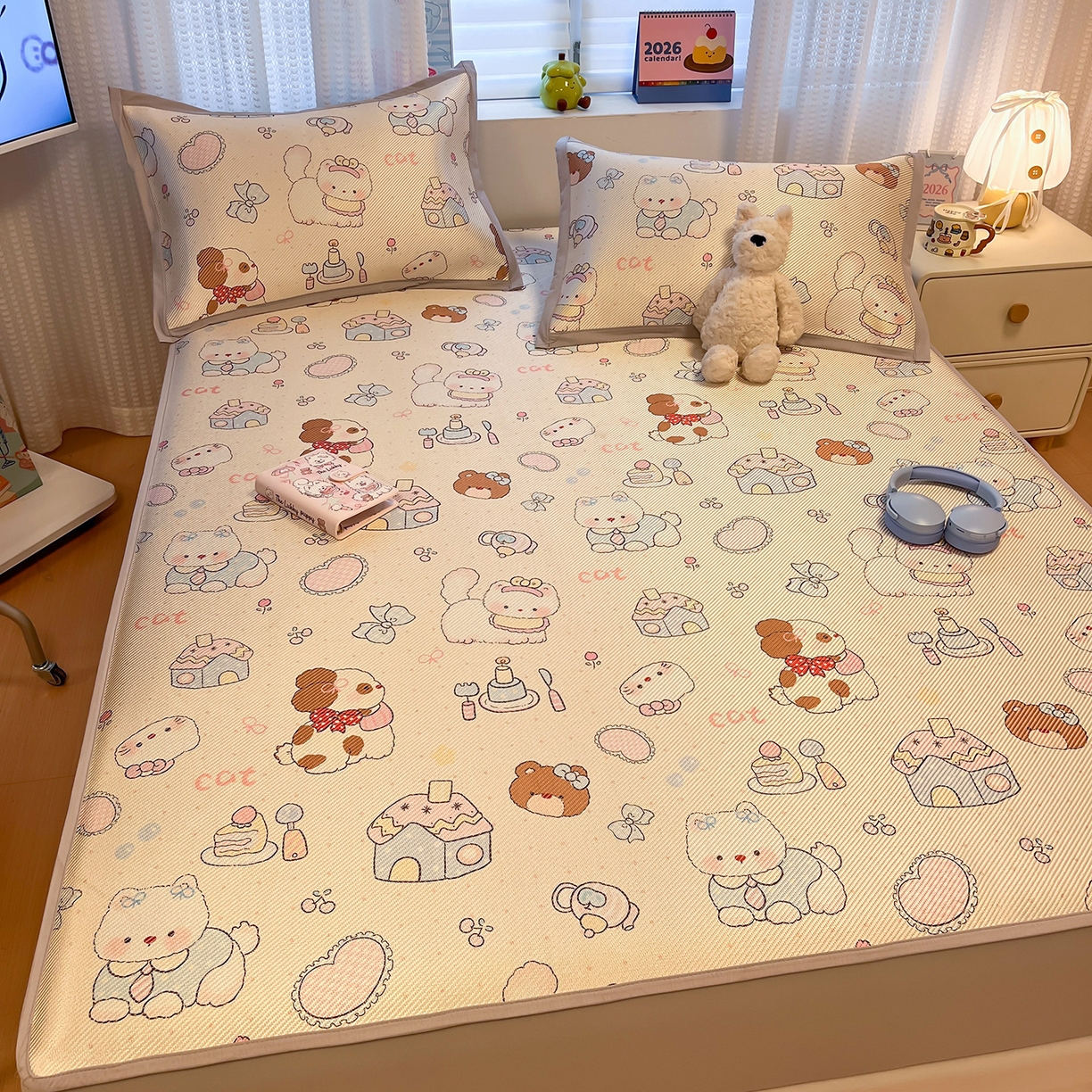 91家纺网 家纺一手货源 找家纺 懒猫家纺 2026春夏新款600D数码印花冰藤凉席席子-床笠款 甜品小屋