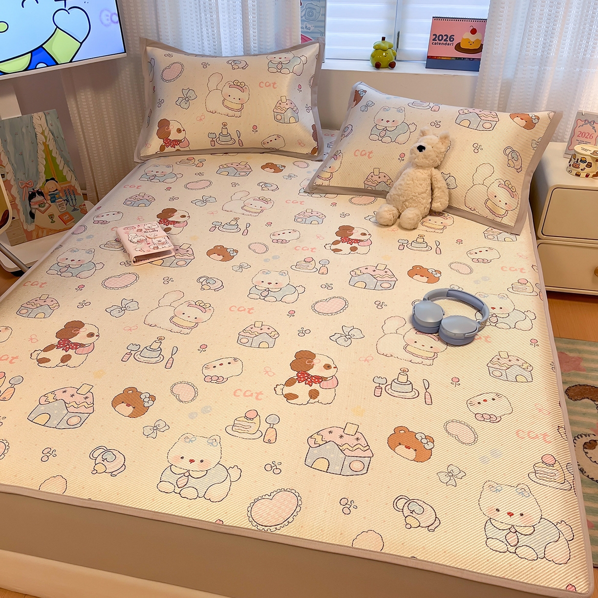 91家纺网 家纺一手货源 找家纺 懒猫家纺 2026春夏新款600D数码印花冰藤凉席席子-床笠款 甜品小屋