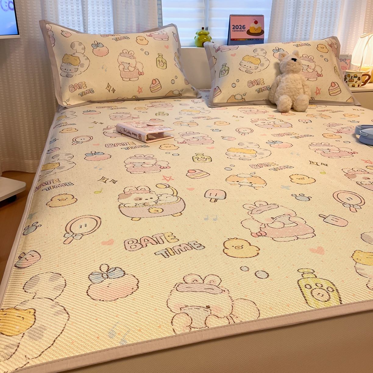 91家纺网 家纺一手货源 找家纺 懒猫家纺 2026春夏新款600D数码印花冰藤凉席席子-床笠款 小猫泡泡浴