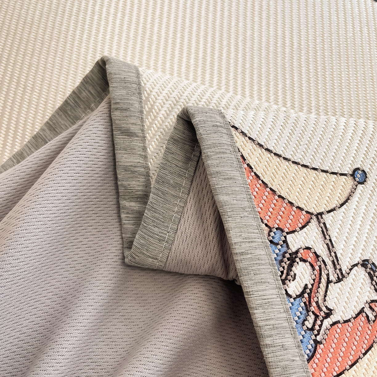 91家纺网 家纺一手货源 找家纺 懒猫家纺 2026春夏新款600D数码印花冰藤凉席席子-床笠款 游乐园