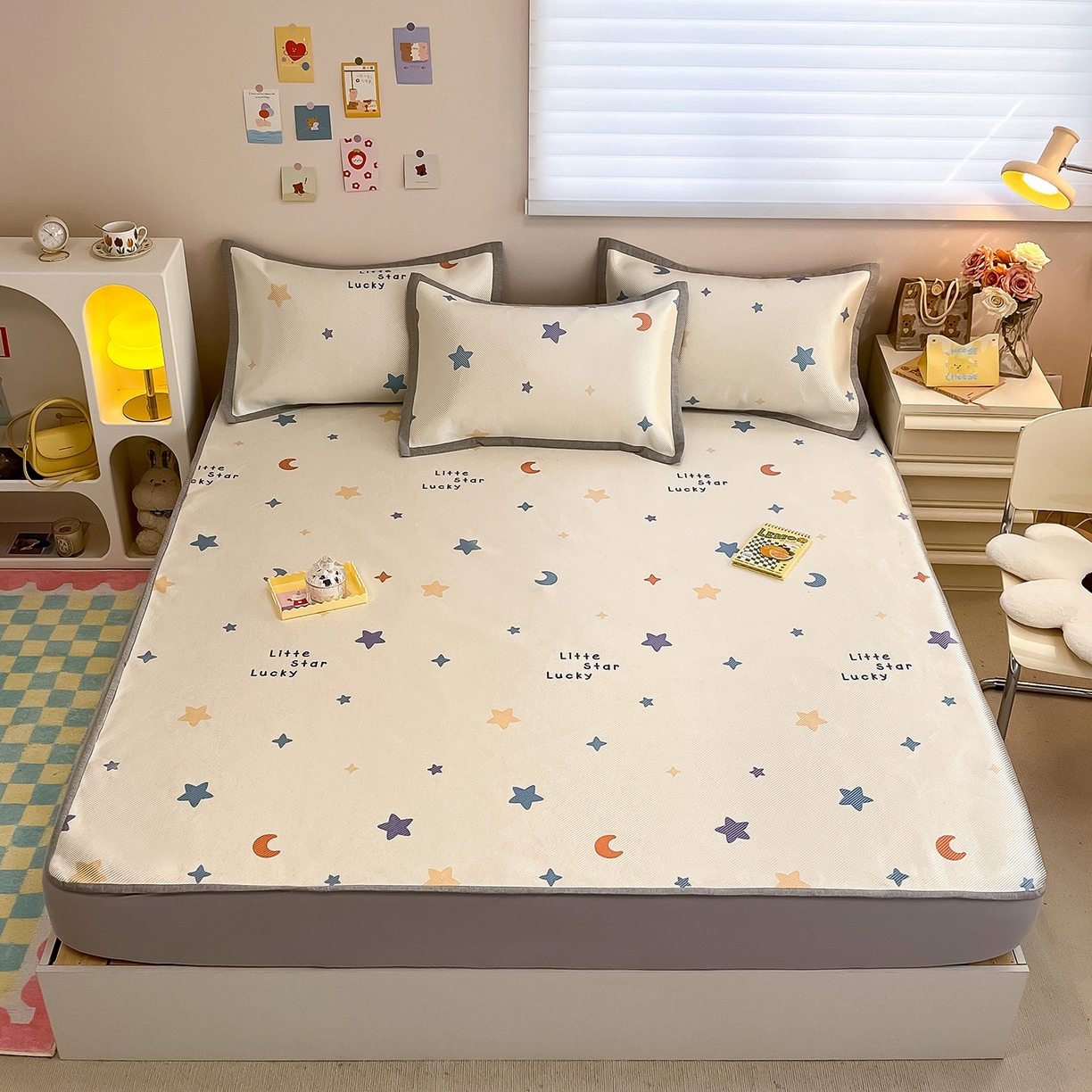 91家纺网 家纺一手货源 找家纺 懒猫家纺 2026春夏新款600D数码印花冰藤凉席席子-床笠款 小星愿