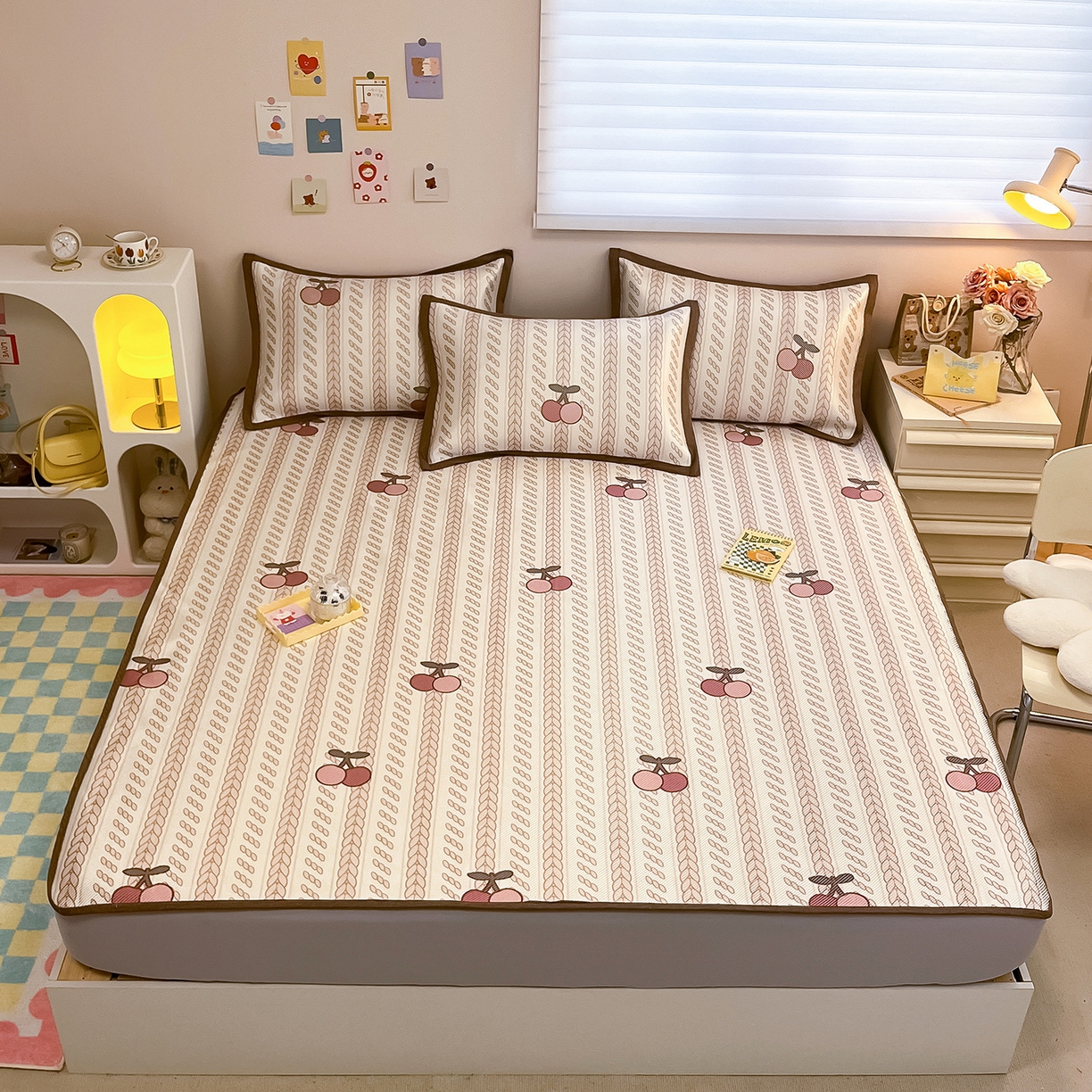 91家纺网 家纺一手货源 找家纺 懒猫家纺 2026春夏新款600D数码印花冰藤凉席席子-床笠款 硕果