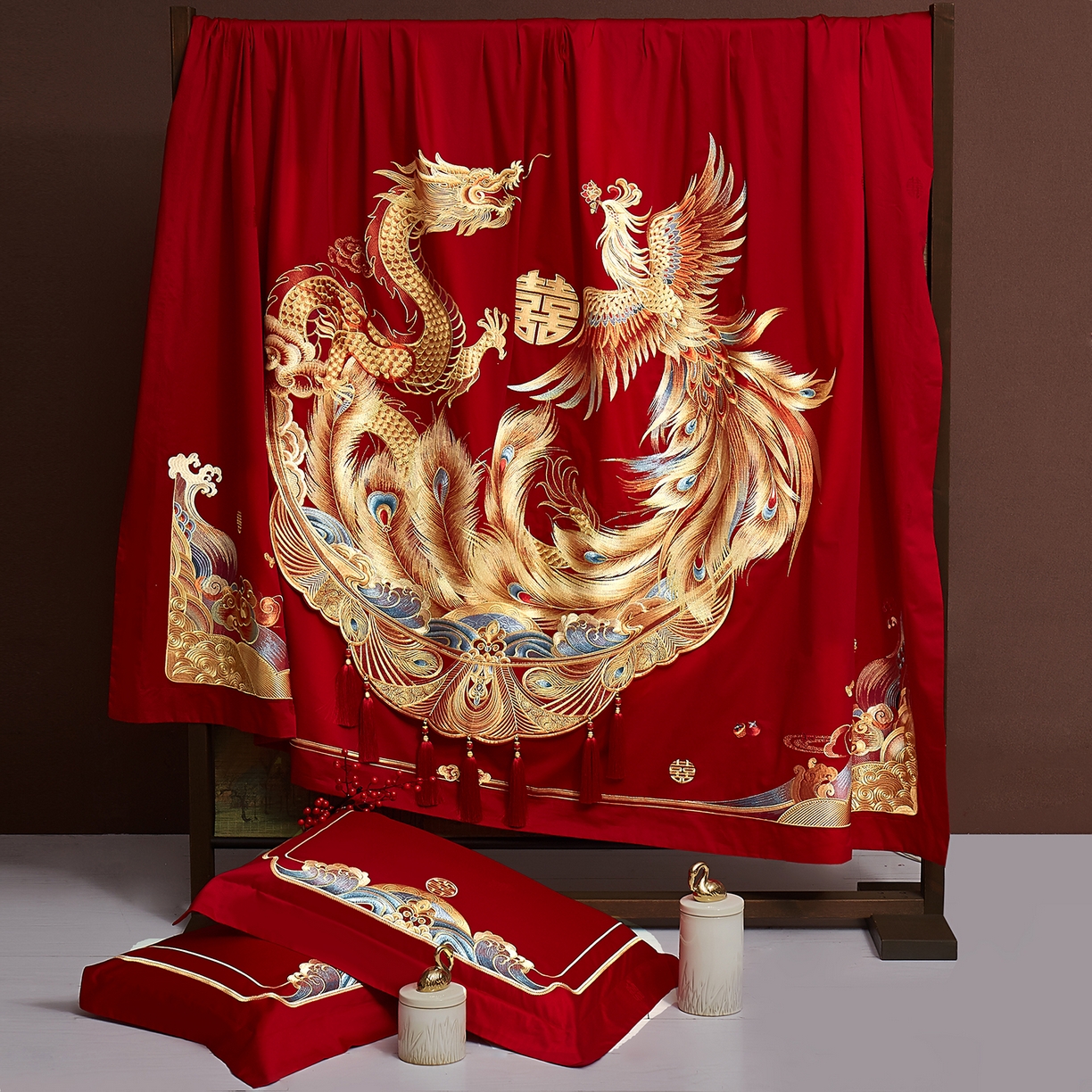 91家纺网 家纺一手货源 找家纺 蒂爵 2026新款提花顶奢重工绣花工艺款婚庆四件套多件套490系列 鸿福满堂