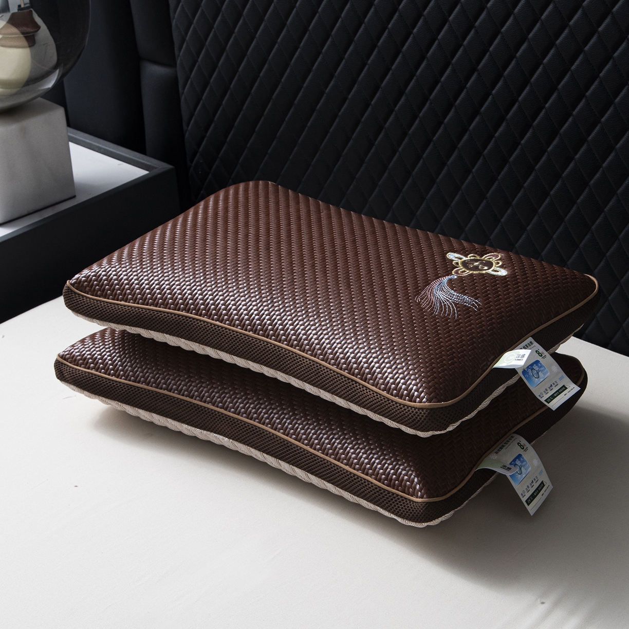 91家纺网 家纺一手货源 找家纺 莉迪娅 2026新款Pe凉感枕  枕头枕芯 Pe韩式中国结【填充记忆棉】