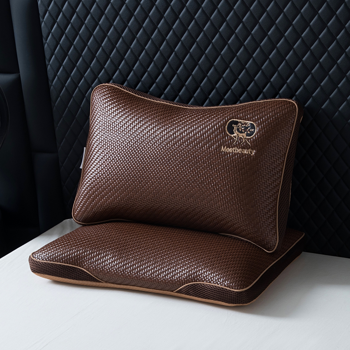 91家纺网 家纺一手货源 找家纺 莉迪娅 2026新款Pe凉感枕  枕头枕芯 Pe韩式森林鹿【填充记忆棉】