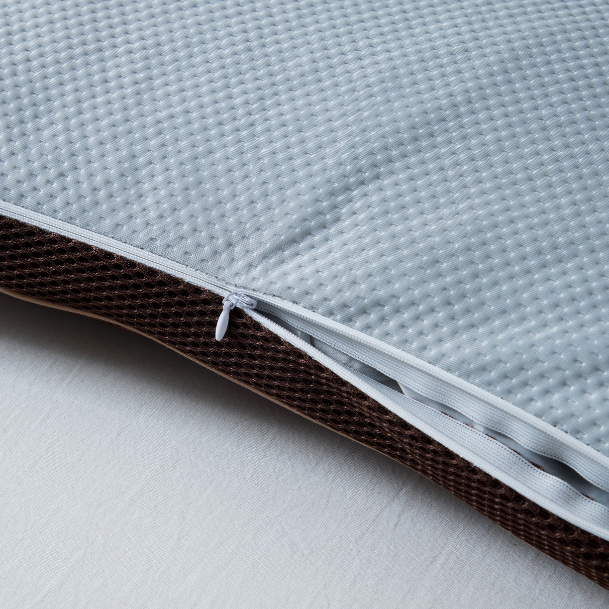 91家纺网 家纺一手货源 找家纺 莉迪娅 2026新款Pe凉感枕  枕头枕芯 Pe韩式百合花【填充荞麦壳】