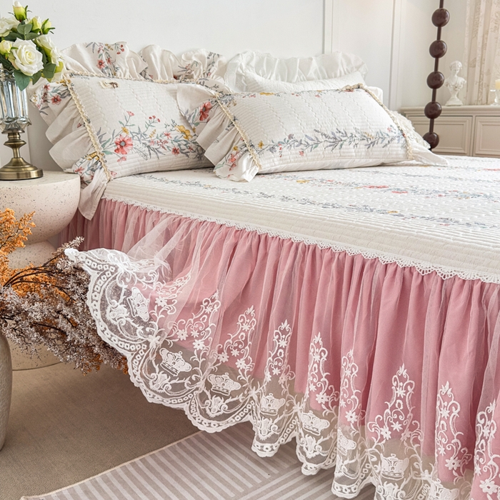 91家纺网 家纺一手货源 找家纺 菊上家纺 2026新款法式田园风蕾丝床裙 芳菲粉