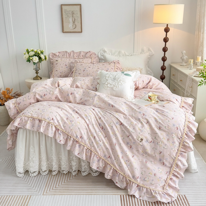 91家纺网 家纺一手货源 找家纺 菊上家纺 2026新款法式田园风蕾丝床裙 梦迪粉