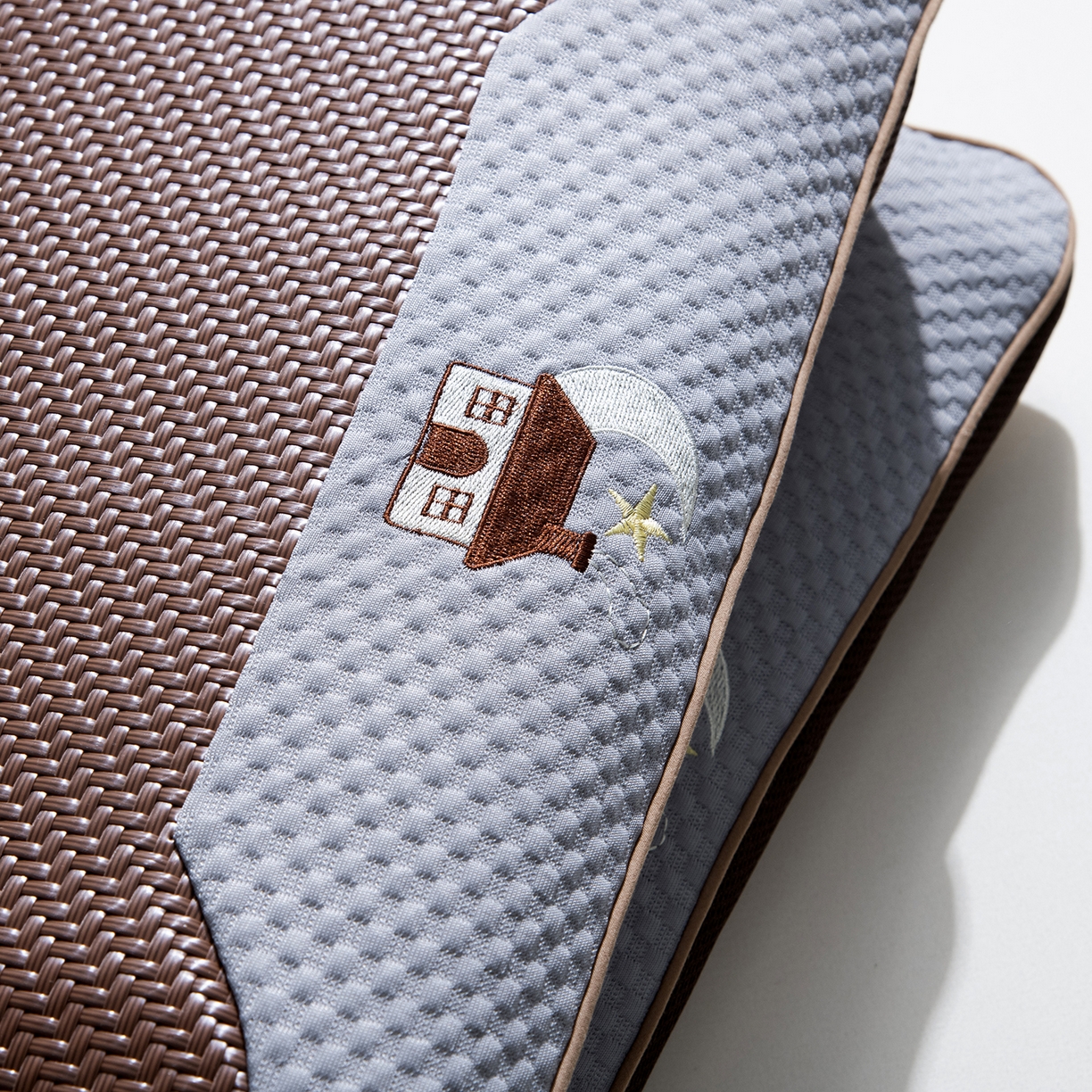 91家纺网 家纺一手货源 找家纺 （总）莉迪娅 2026新款pe温馨之家系列枕头枕芯