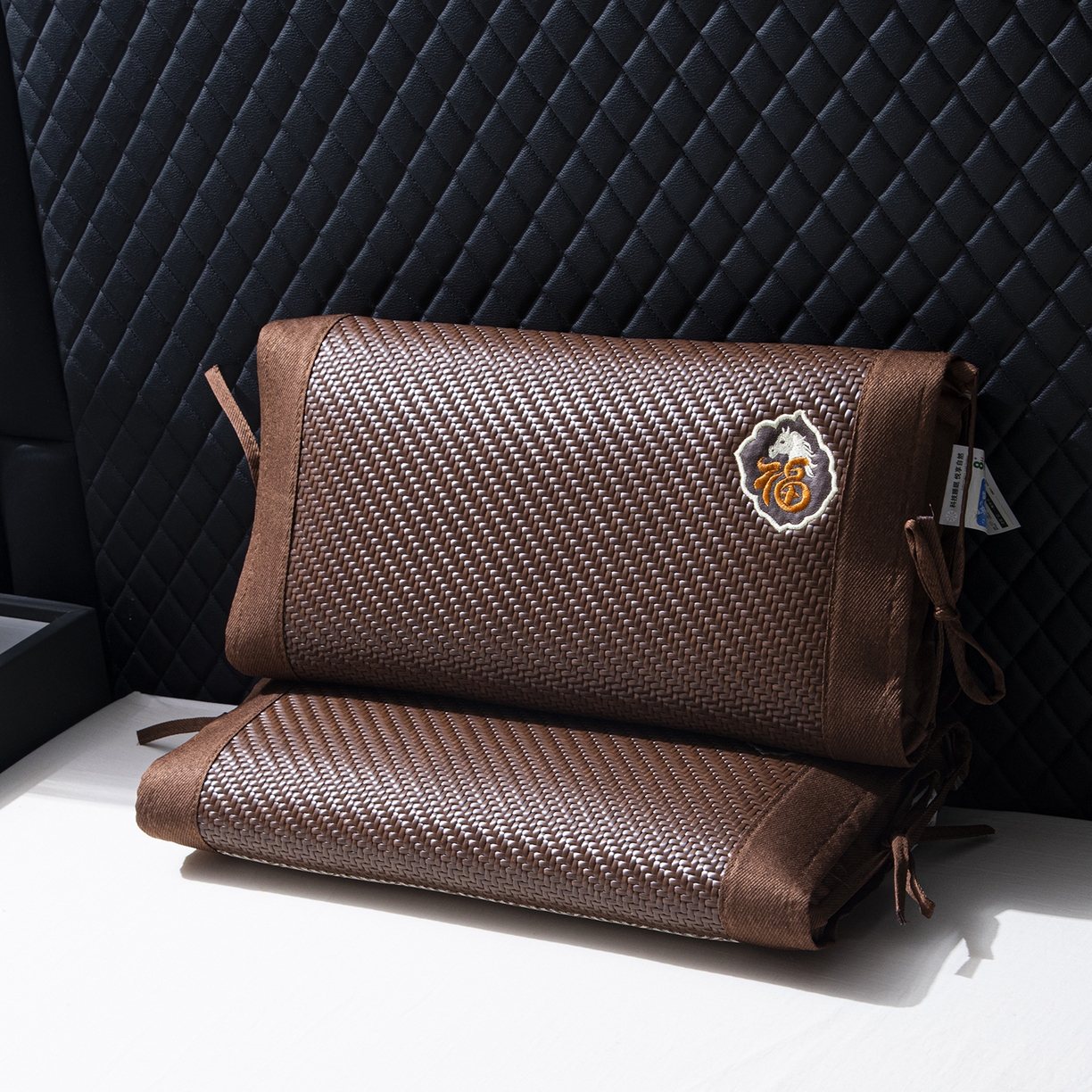 91家纺网 家纺一手货源 找家纺 （总）莉迪娅 2026新款PE凉感枕韩式福枕系带款枕头枕芯