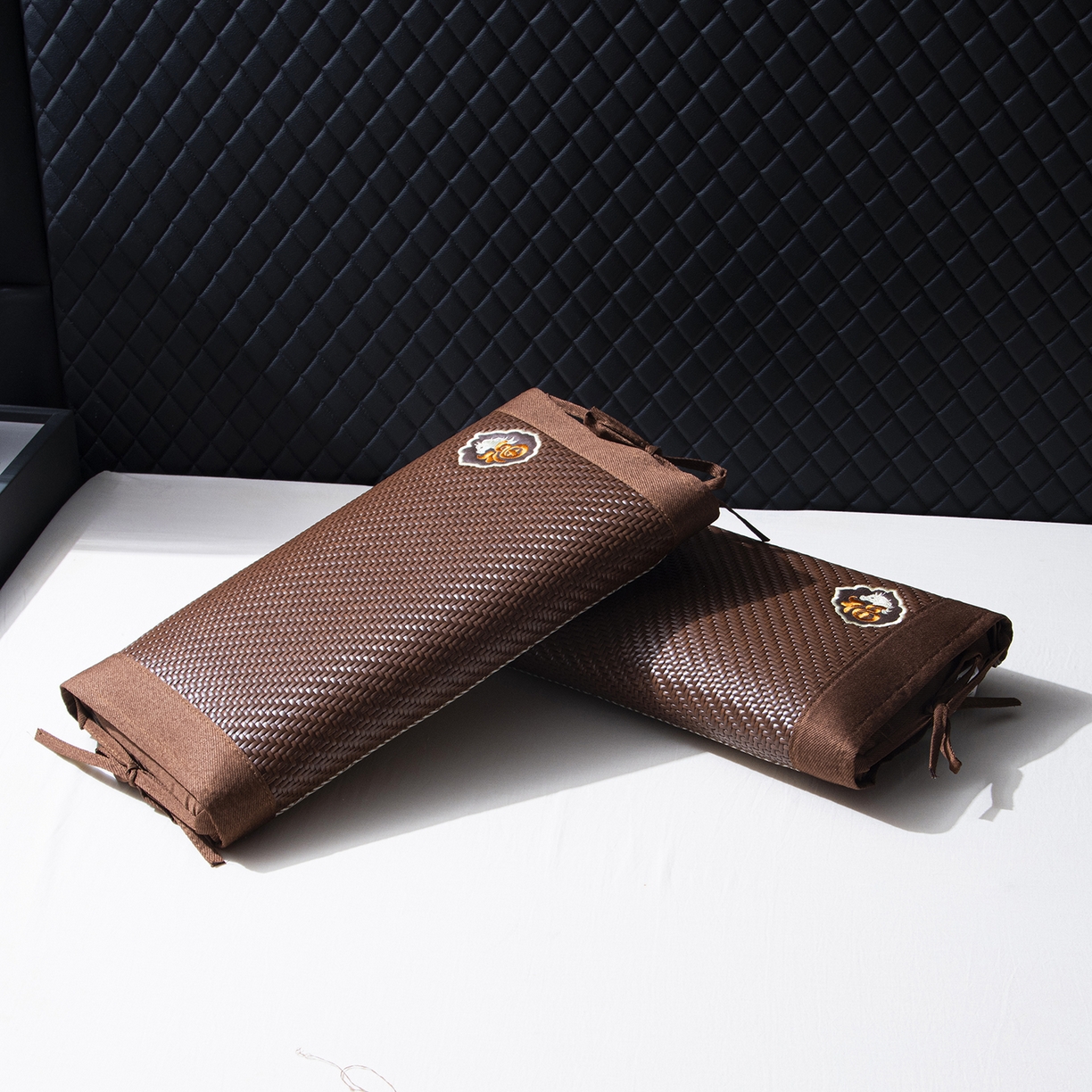 91家纺网 家纺一手货源 找家纺 莉迪娅 2026新款PE凉感枕韩式福枕系带款枕头枕芯 PE凉感枕系带款【填充记忆棉】