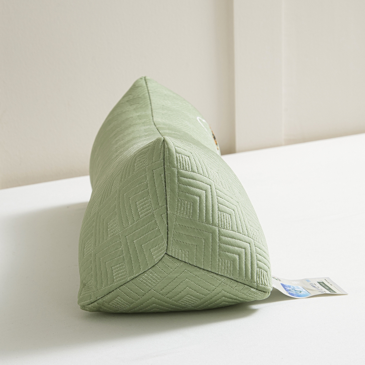 91家纺网 家纺一手货源 找家纺 莉迪娅 2026新款静养三角颈椎枕  枕头枕芯 静养三角颈椎枕绿【填充高粱壳】