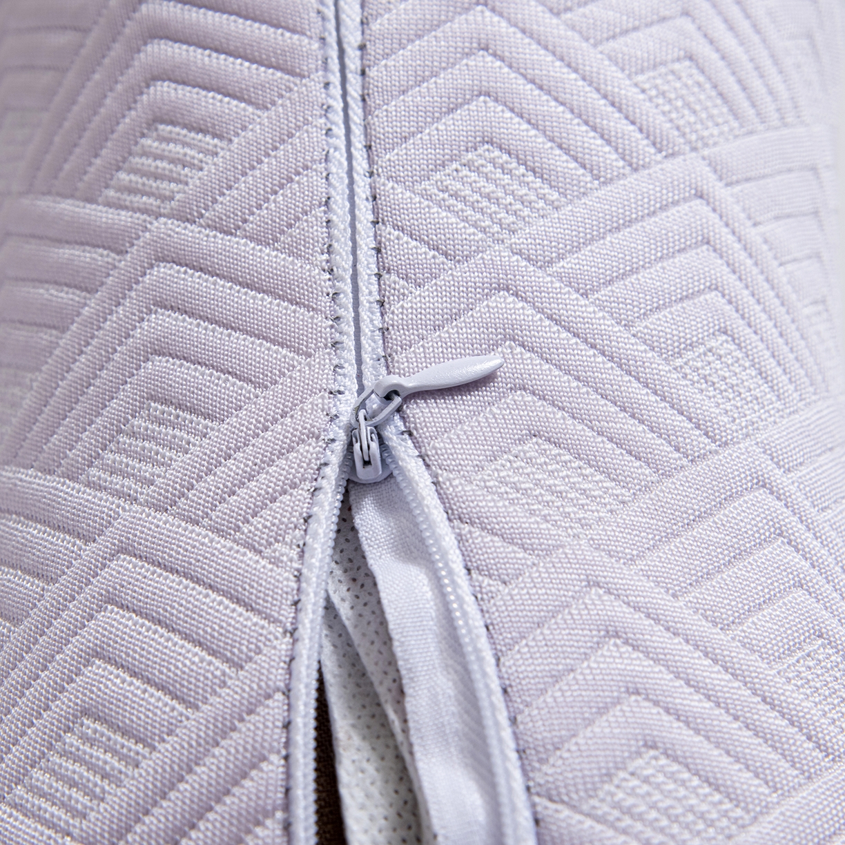 91家纺网 家纺一手货源 找家纺 莉迪娅 2026新款静养三角颈椎枕  枕头枕芯 静养三角颈椎枕紫【填充高粱壳】