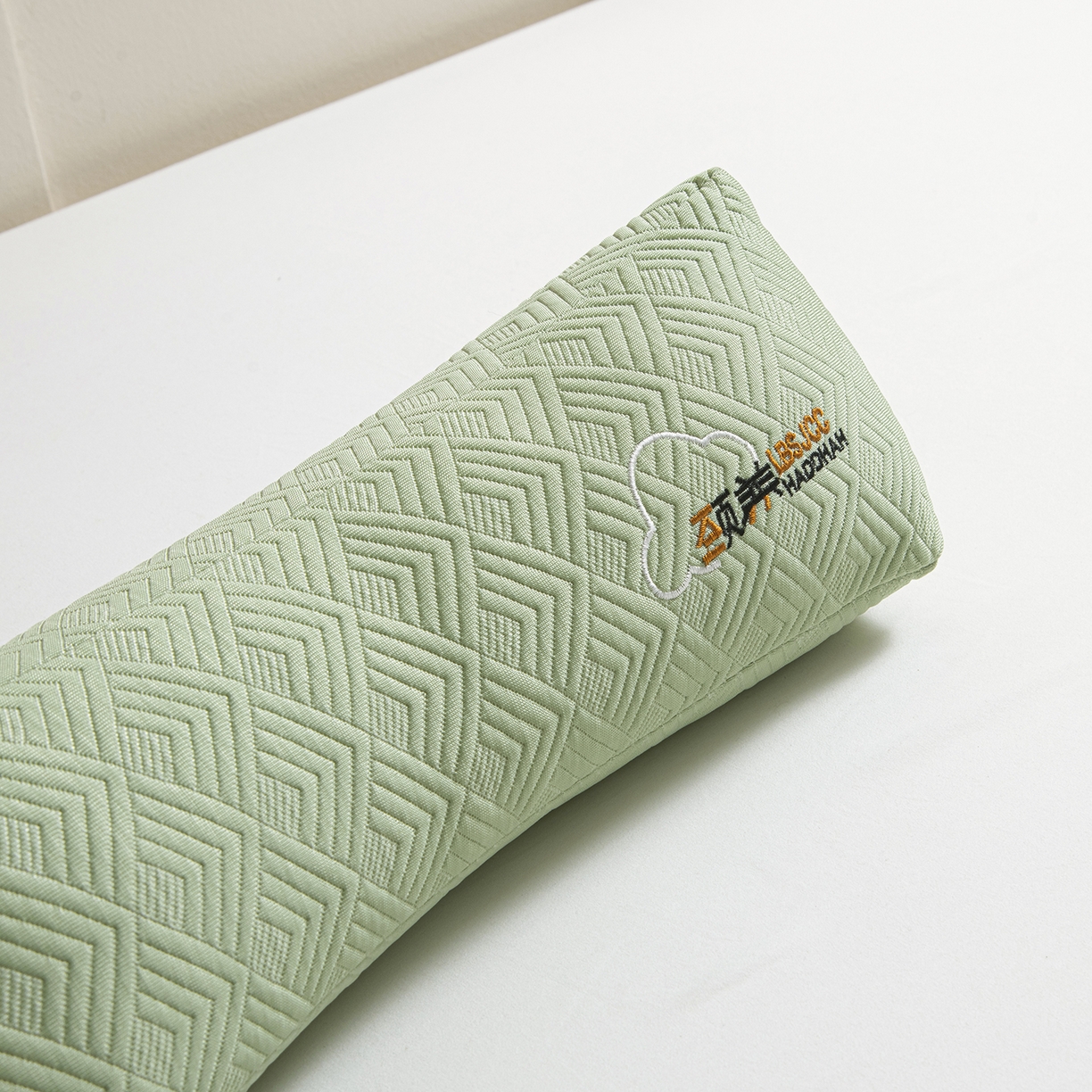 91家纺网 家纺一手货源 找家纺 莉迪娅 2026新款静养三角颈椎枕  枕头枕芯 静养三角颈椎枕绿【填充高粱壳】