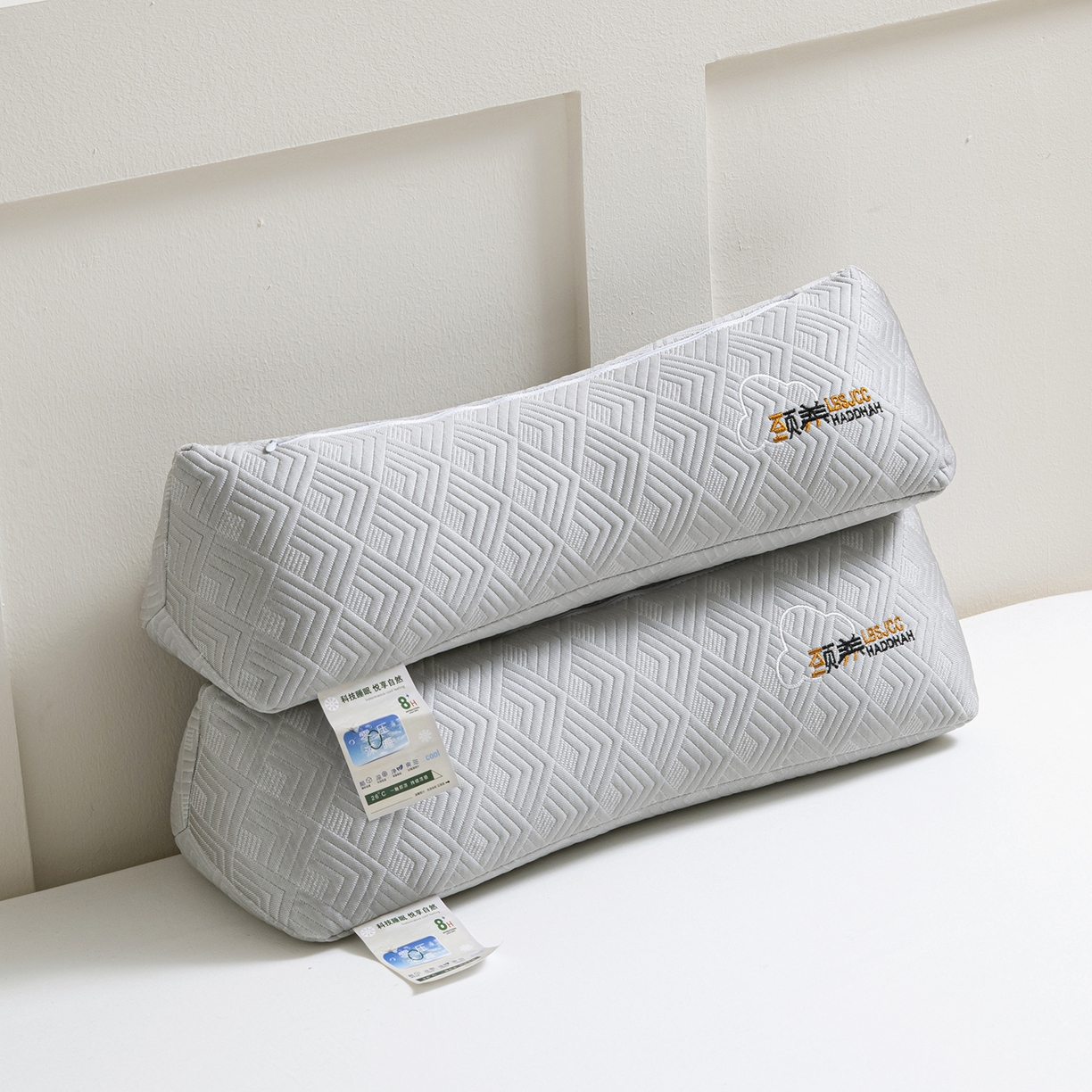 91家纺网 家纺一手货源 找家纺 莉迪娅 2026新款静养三角颈椎枕  枕头枕芯 静养三角颈椎枕灰【填充高粱壳】