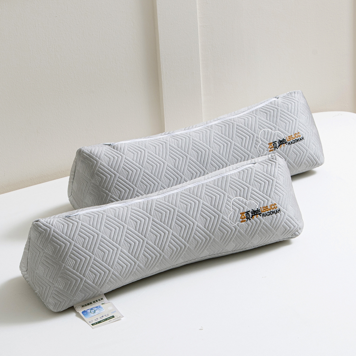 莉迪娅 2026新款静养三角颈椎枕  枕头枕芯 静养三角颈椎枕灰【填充高粱壳】