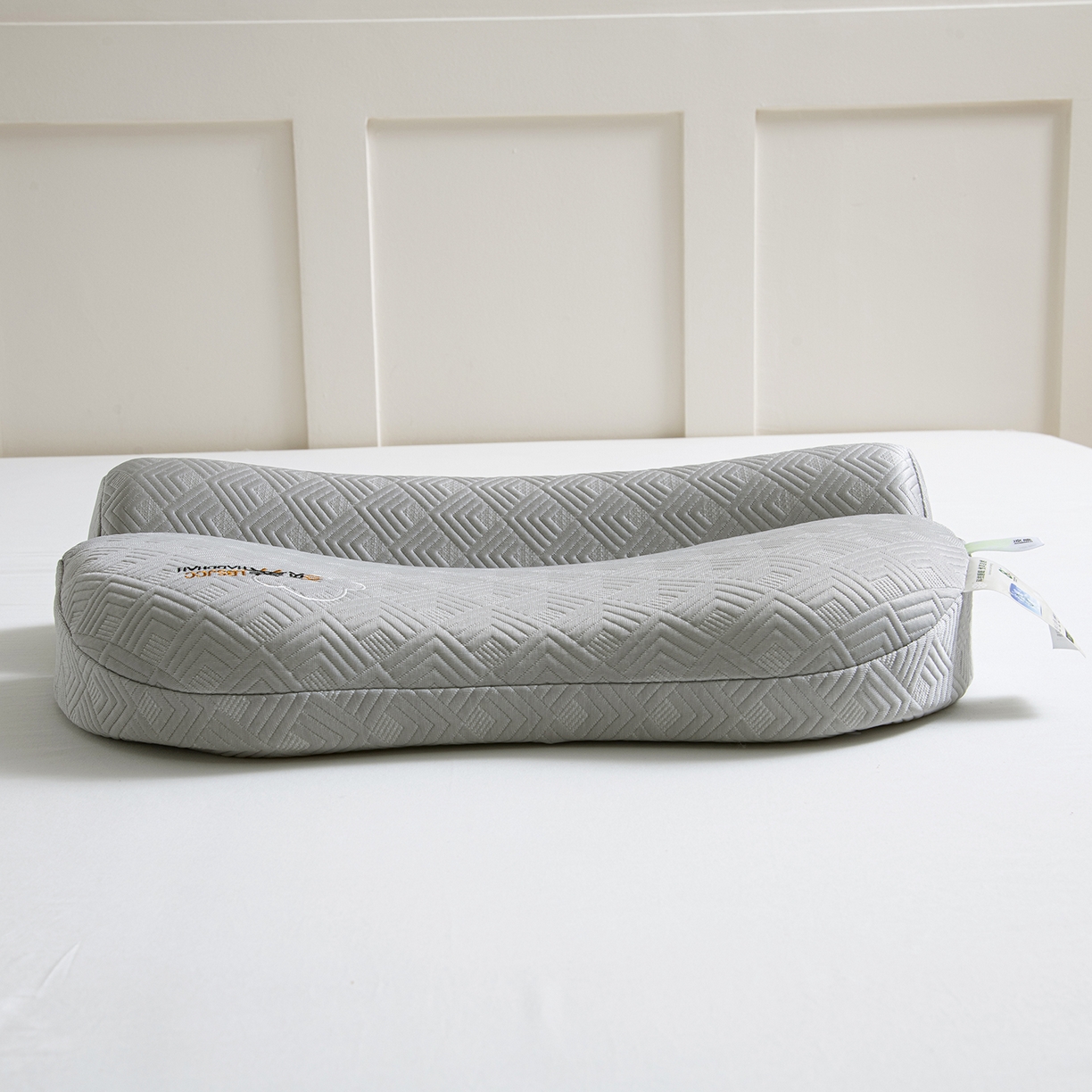 91家纺网 家纺一手货源 找家纺 莉迪娅 2026新款凉感丝牵引枕  枕头枕芯 静养牵引枕灰