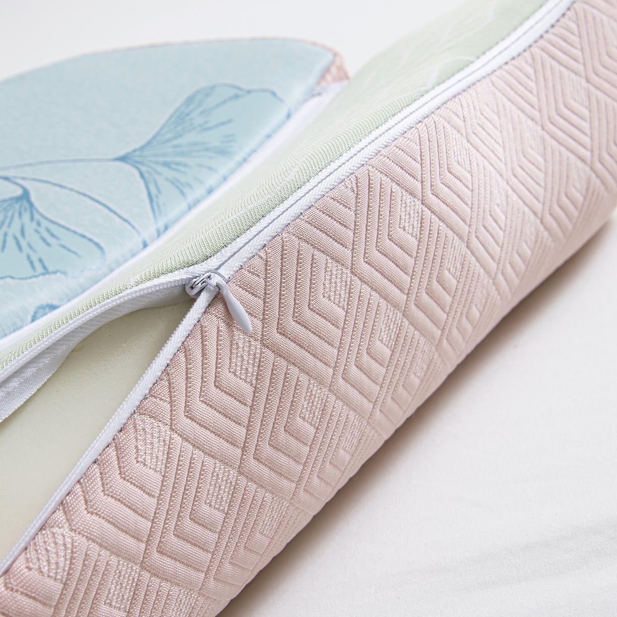 91家纺网 家纺一手货源 找家纺 莉迪娅 2026新款凉感丝牵引枕  枕头枕芯 静养牵引枕粉